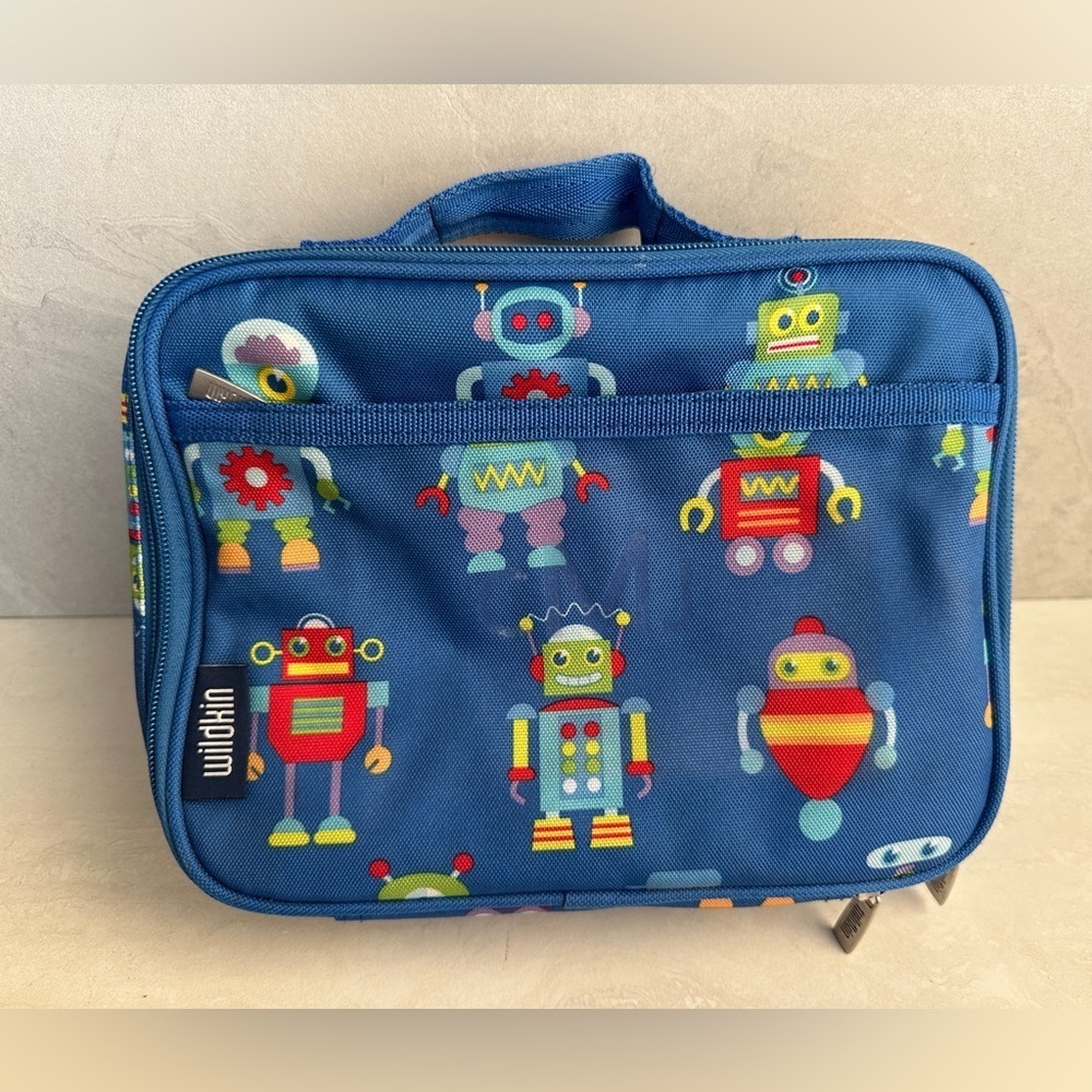 Wildkin Kid's Insulated Lunch Box with Robots - Pre Owned